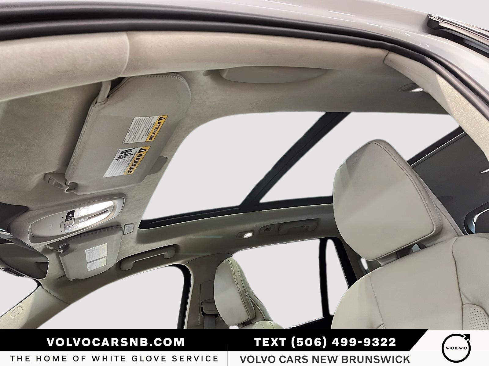 2025 Volvo XC90 B6 Ultra Bright Theme