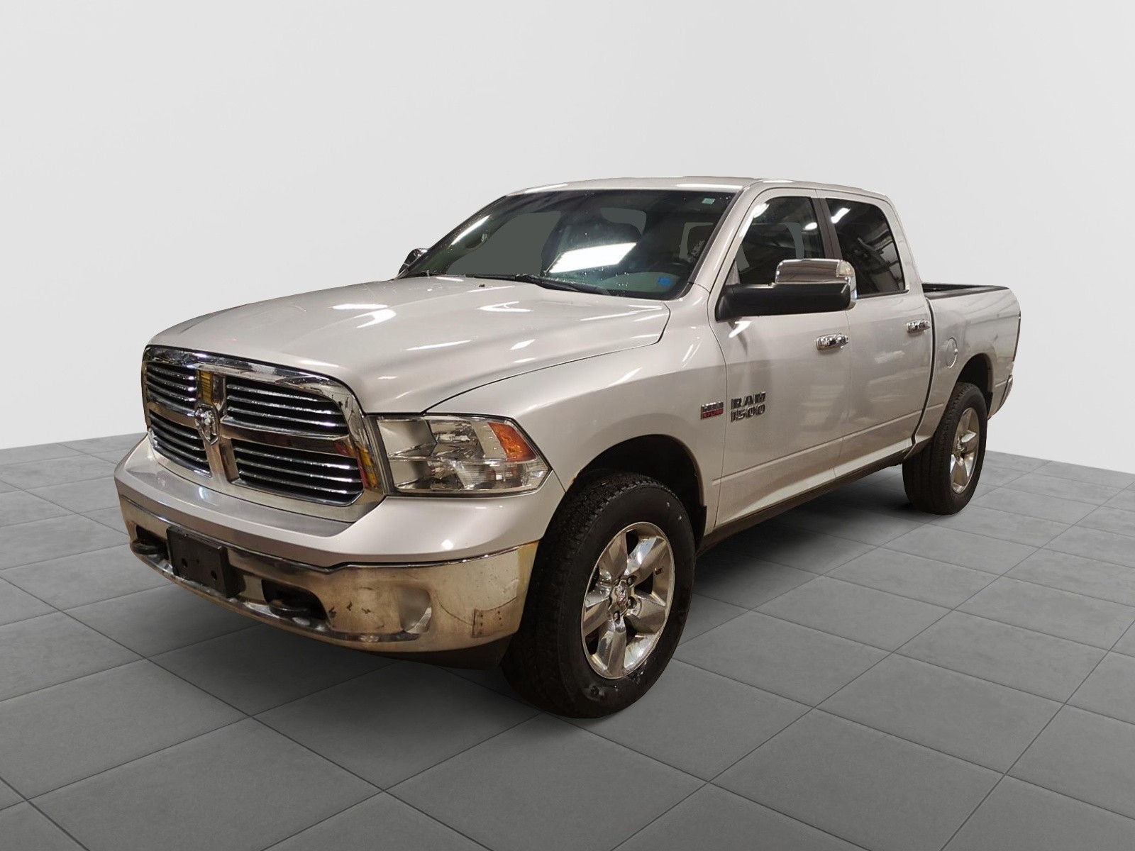 2014 RAM 1500  SLT