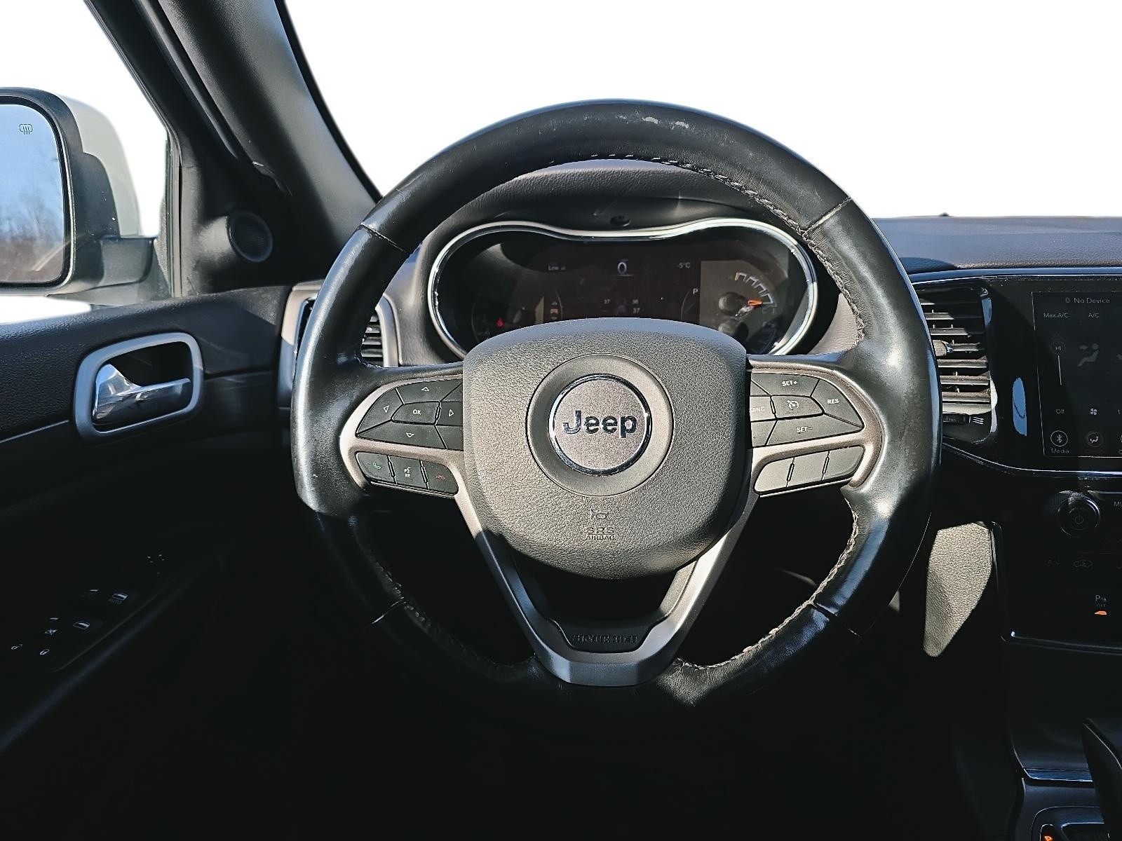 2020 Jeep Grand Cherokee Laredo