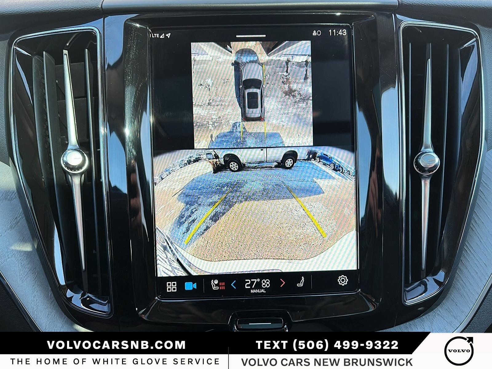 2025 Volvo XC60 B5 Plus Dark Theme