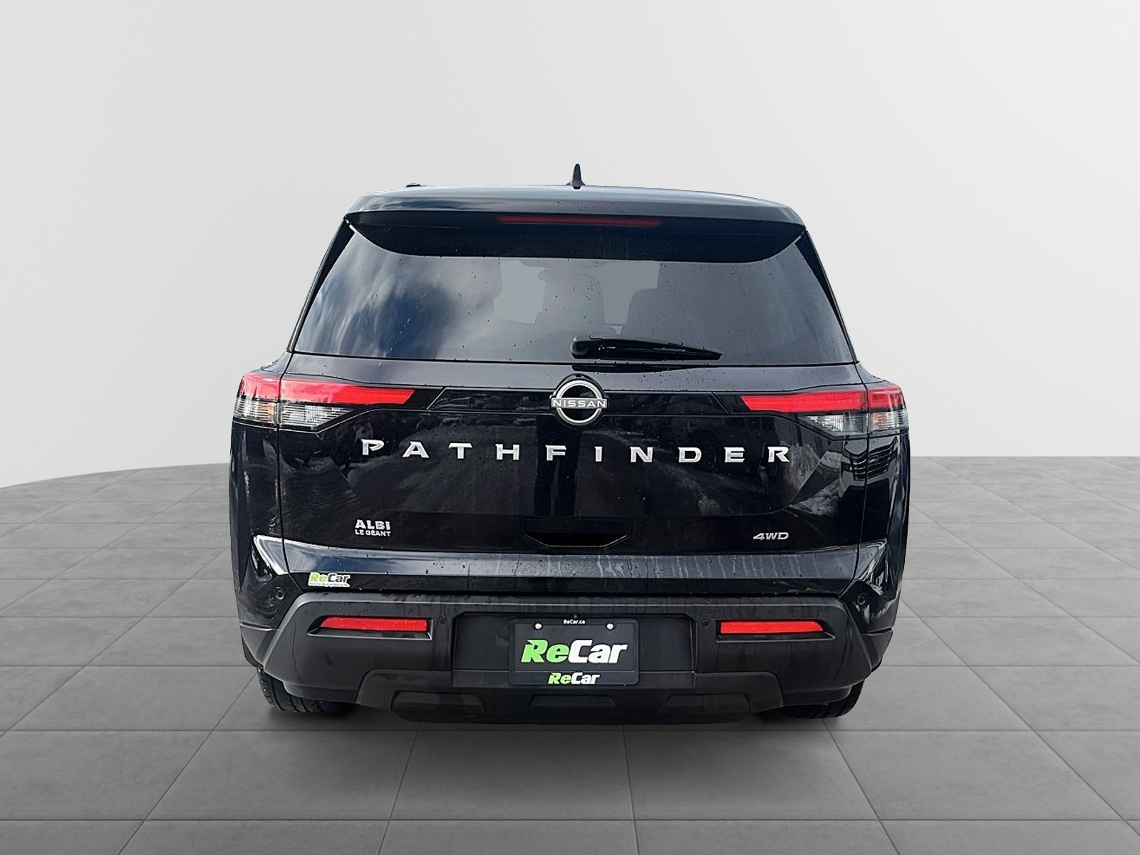 2023 Nissan Pathfinder S