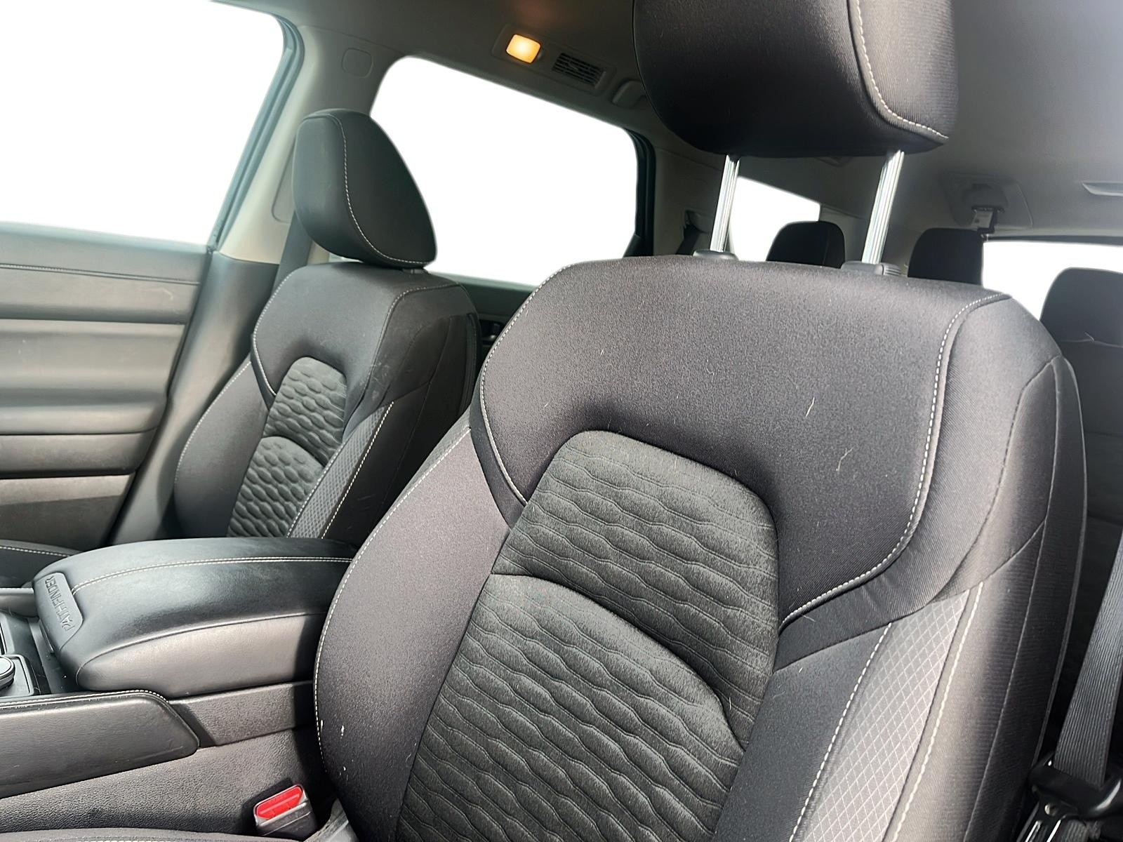 2023 Nissan Pathfinder S