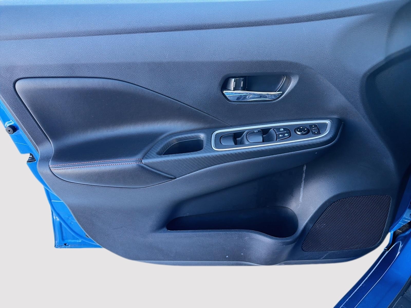 2024 Nissan Versa SR