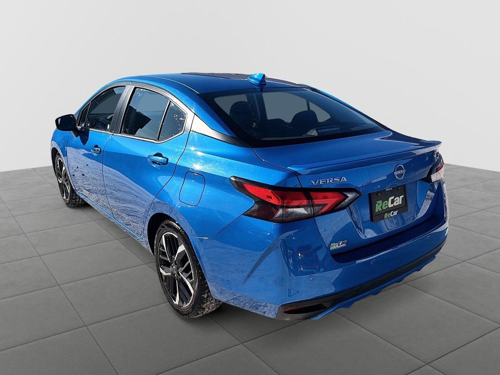 2024 Nissan Versa SR