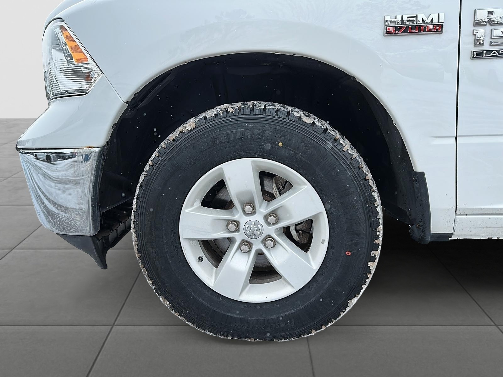 2022 RAM 1500 Classic SLT