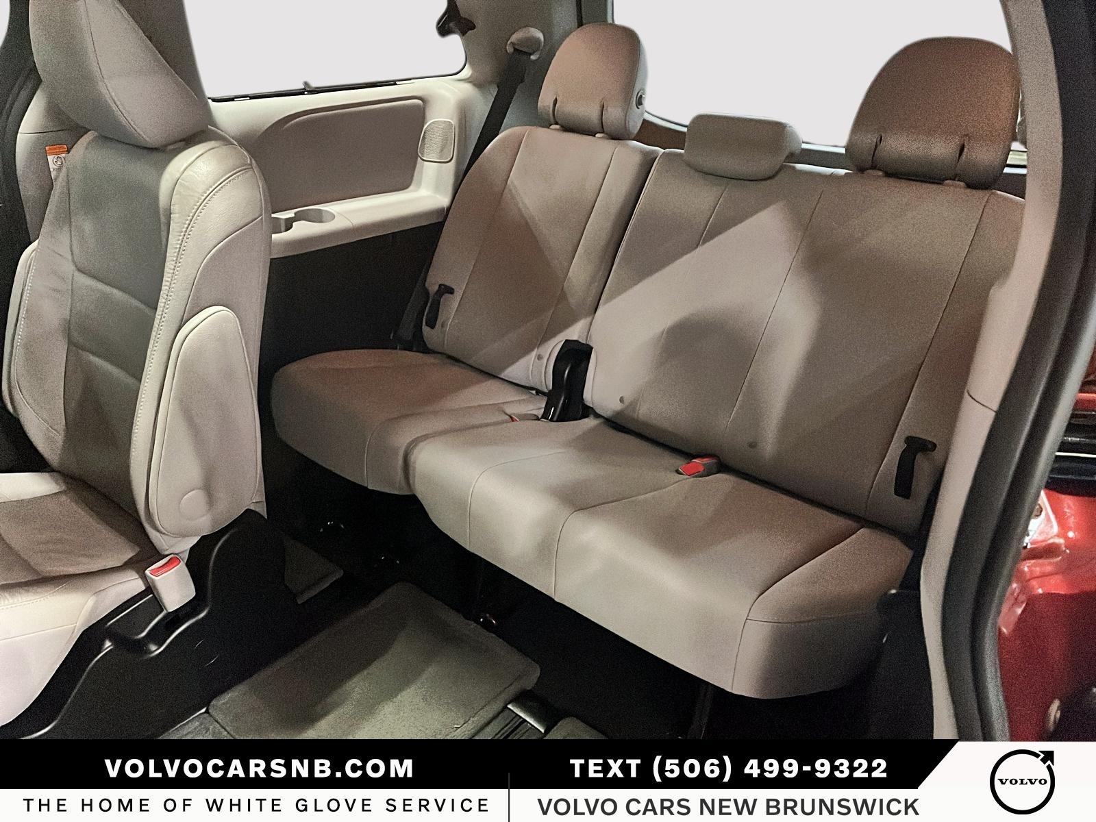 2017 Toyota Sienna XLE 7 Passenger