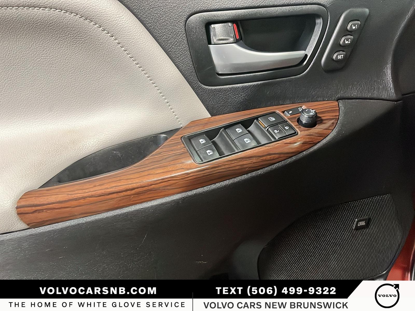 2017 Toyota Sienna XLE 7 Passenger