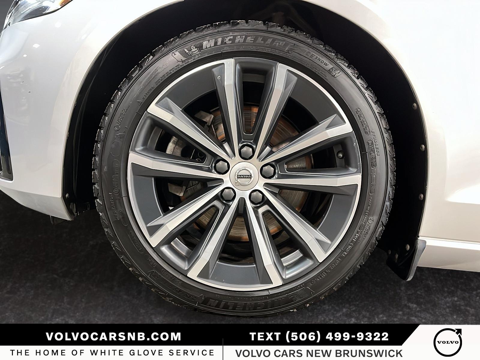 2021 Volvo S60 T5 Momentum