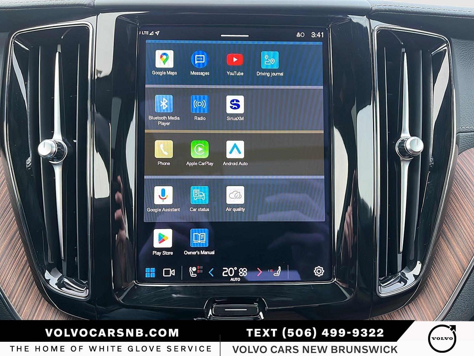 2024 Volvo XC60 Recharge Plug-In Hybrid T8 Ultimate Dark Theme