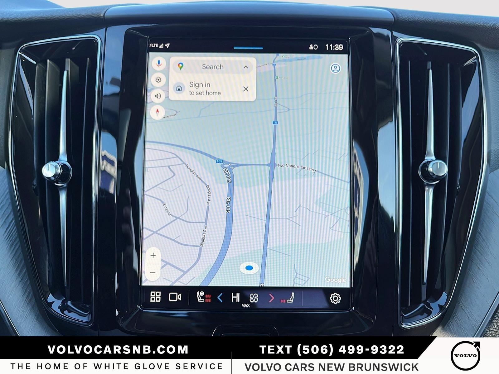 2025 Volvo XC60 B5 Plus Dark Theme