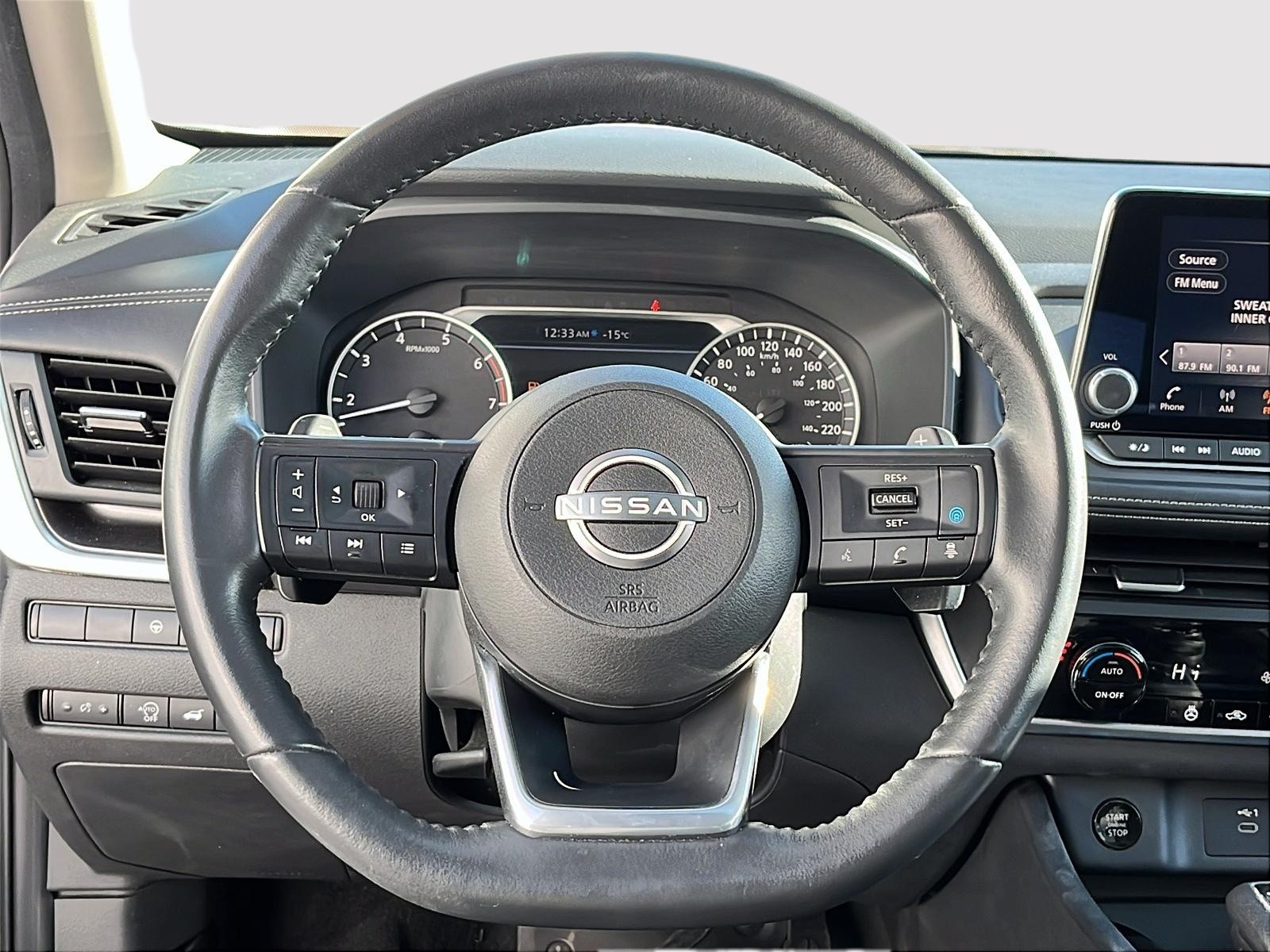 2024 Nissan Rogue SV Moonroof