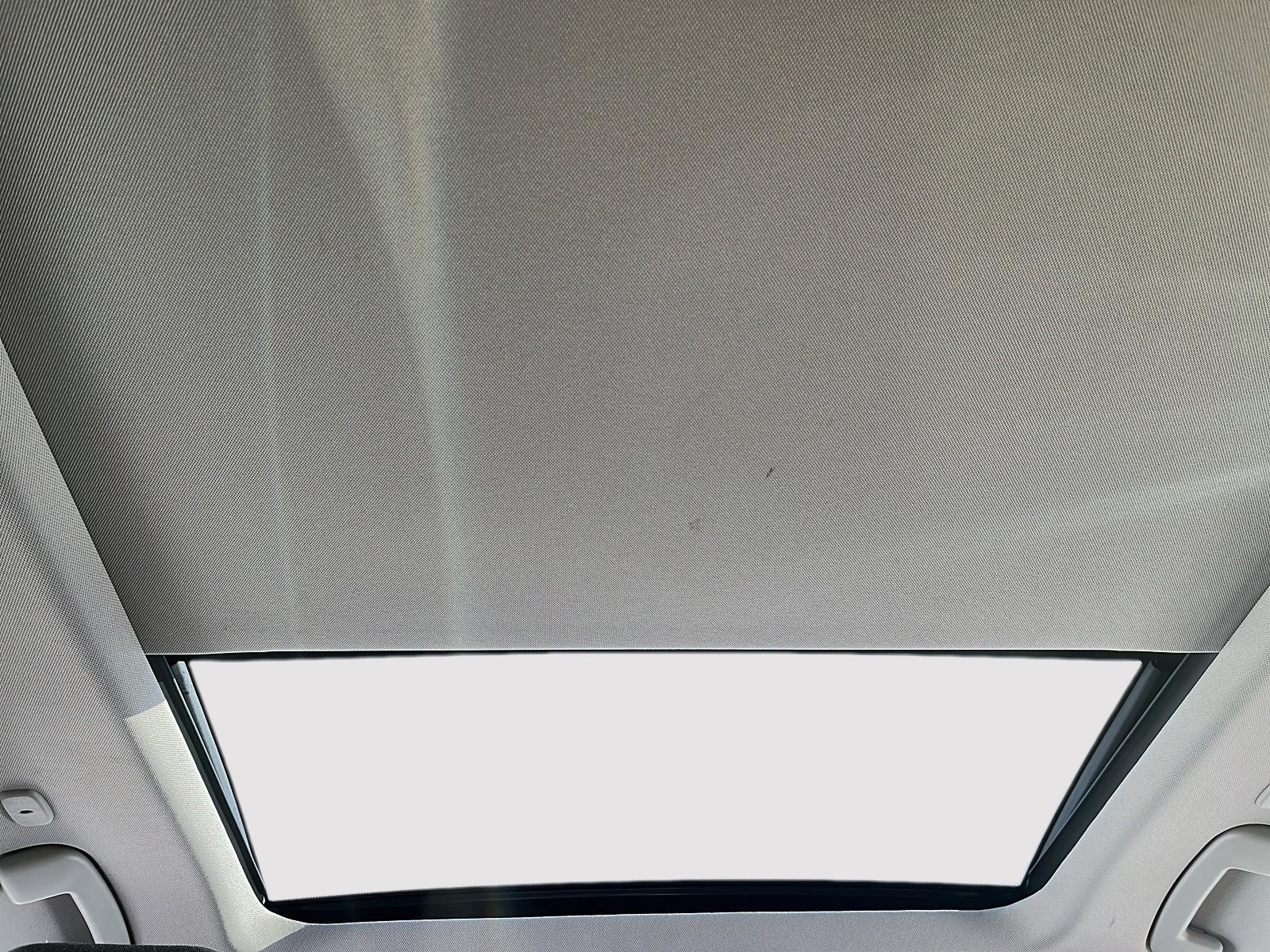 2024 Nissan Rogue SV Moonroof