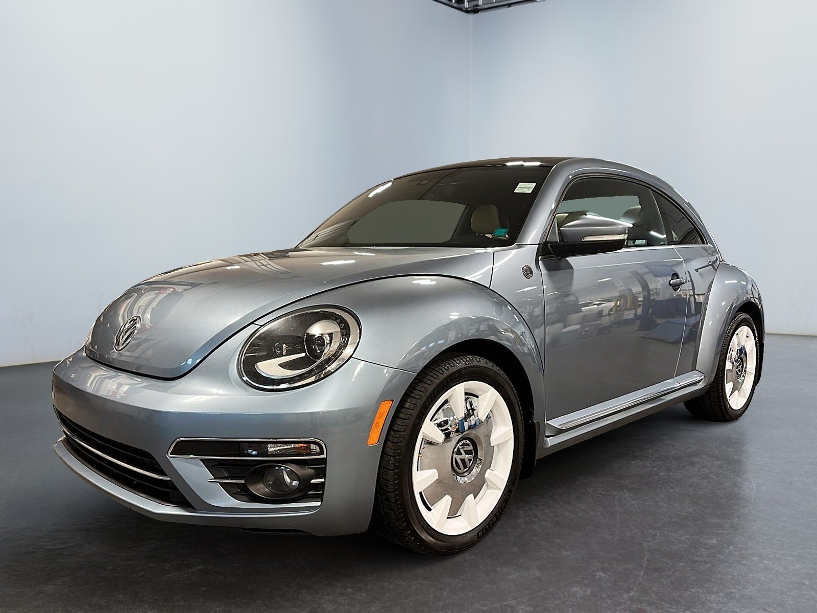 2019 Volkswagen Beetle  Wolfsburg Edition
