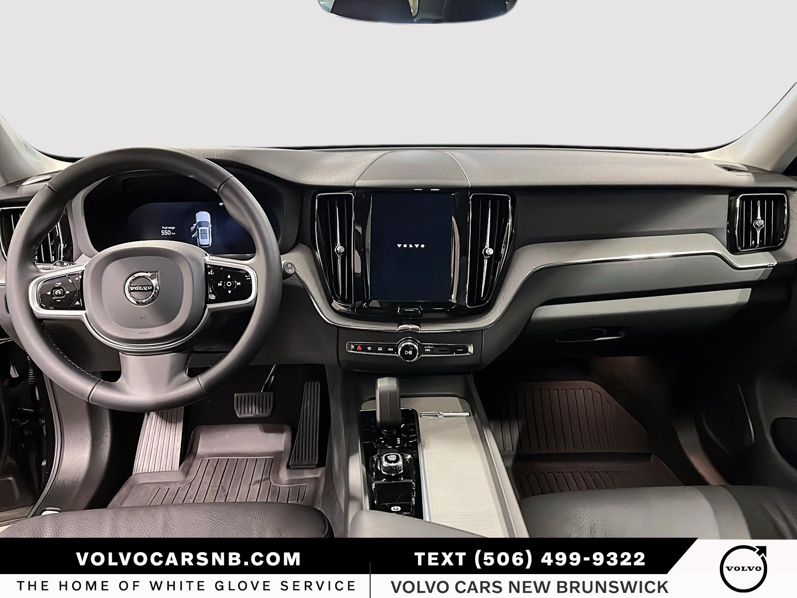 2025 Volvo XC60 B5 Plus Dark Theme