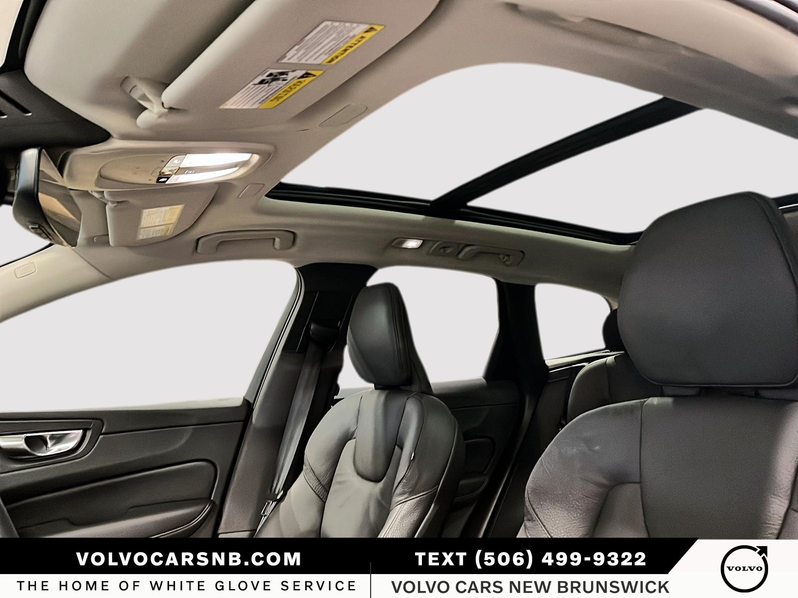 2025 Volvo XC60 B5 Plus Dark Theme