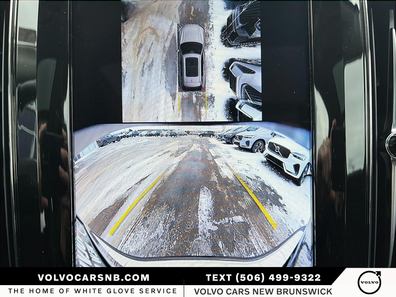 2025 Volvo XC60 B5 Plus Dark Theme