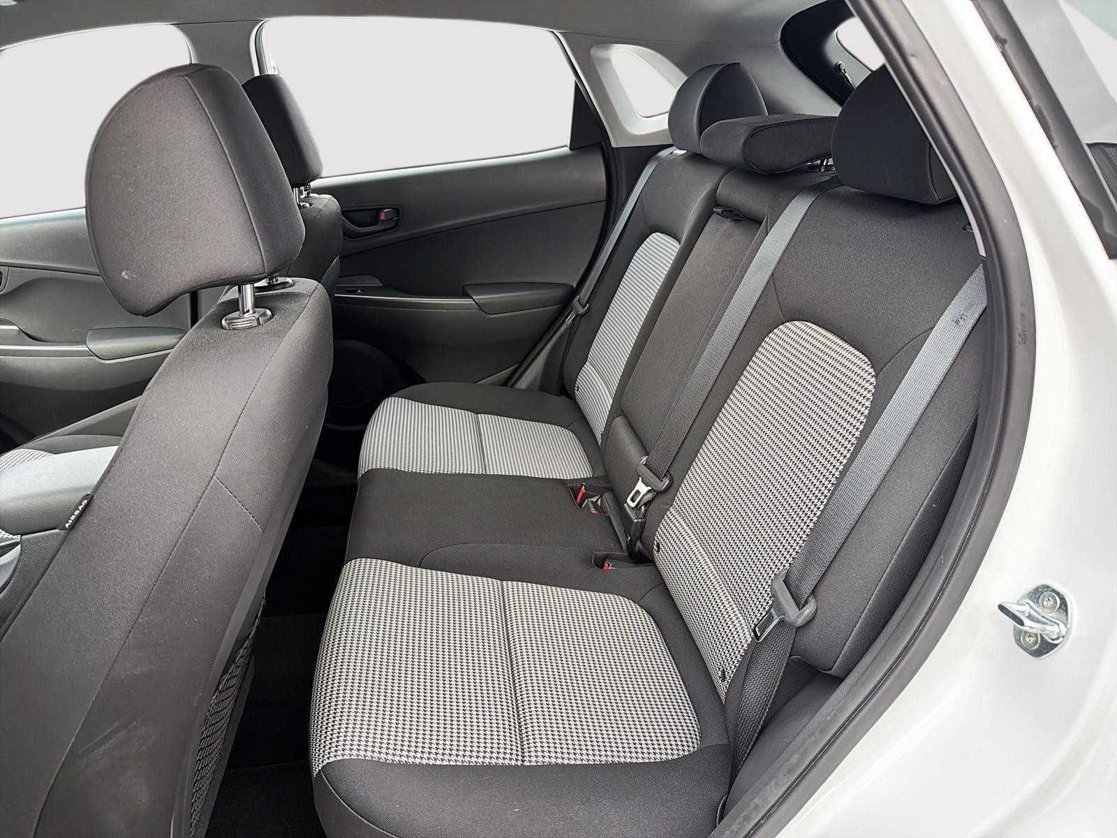 2021 Hyundai Kona 2.0L Essential