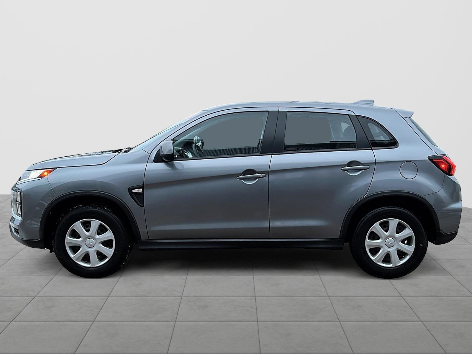 2024 Mitsubishi RVR ES