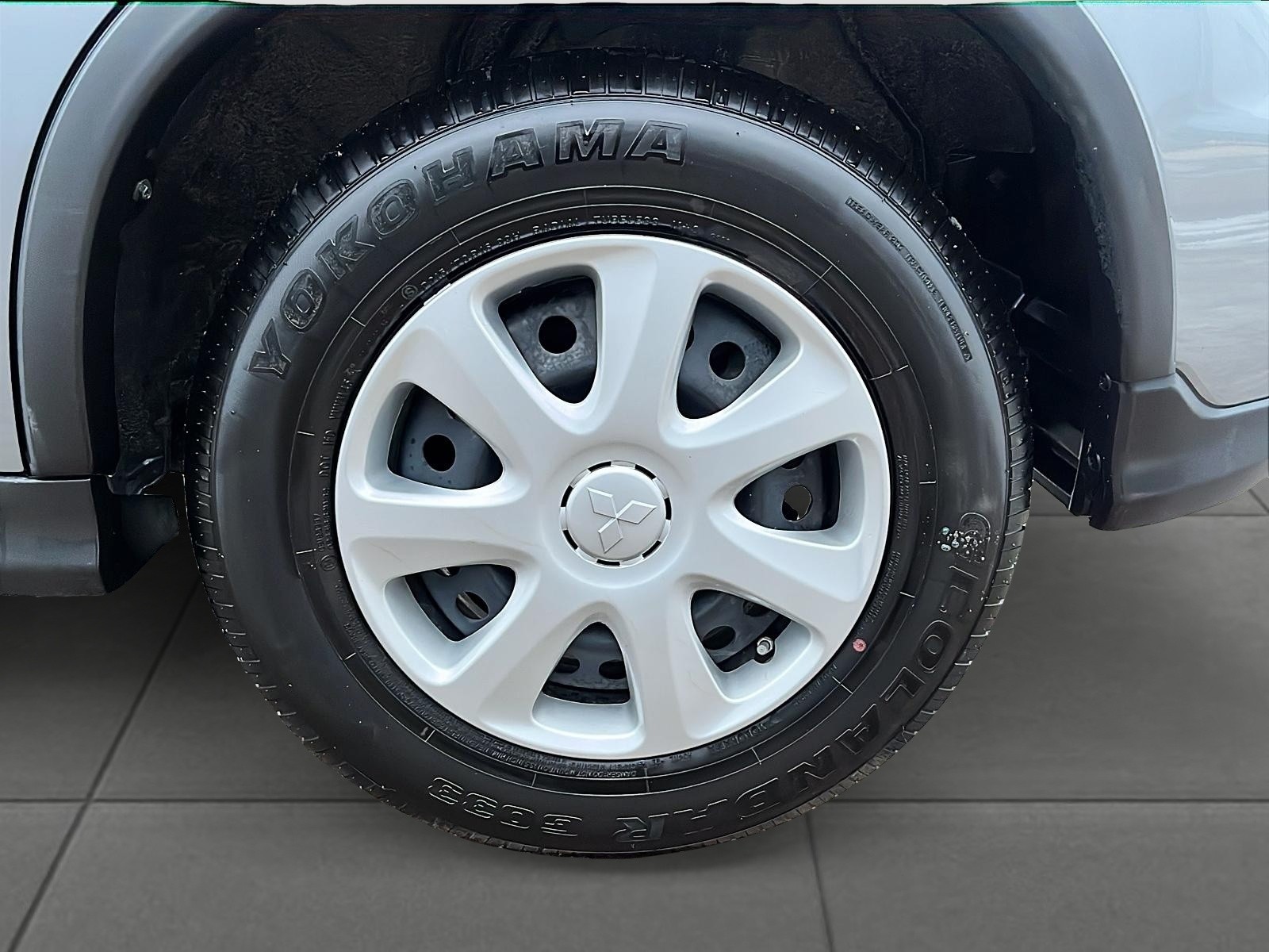 2024 Mitsubishi RVR ES