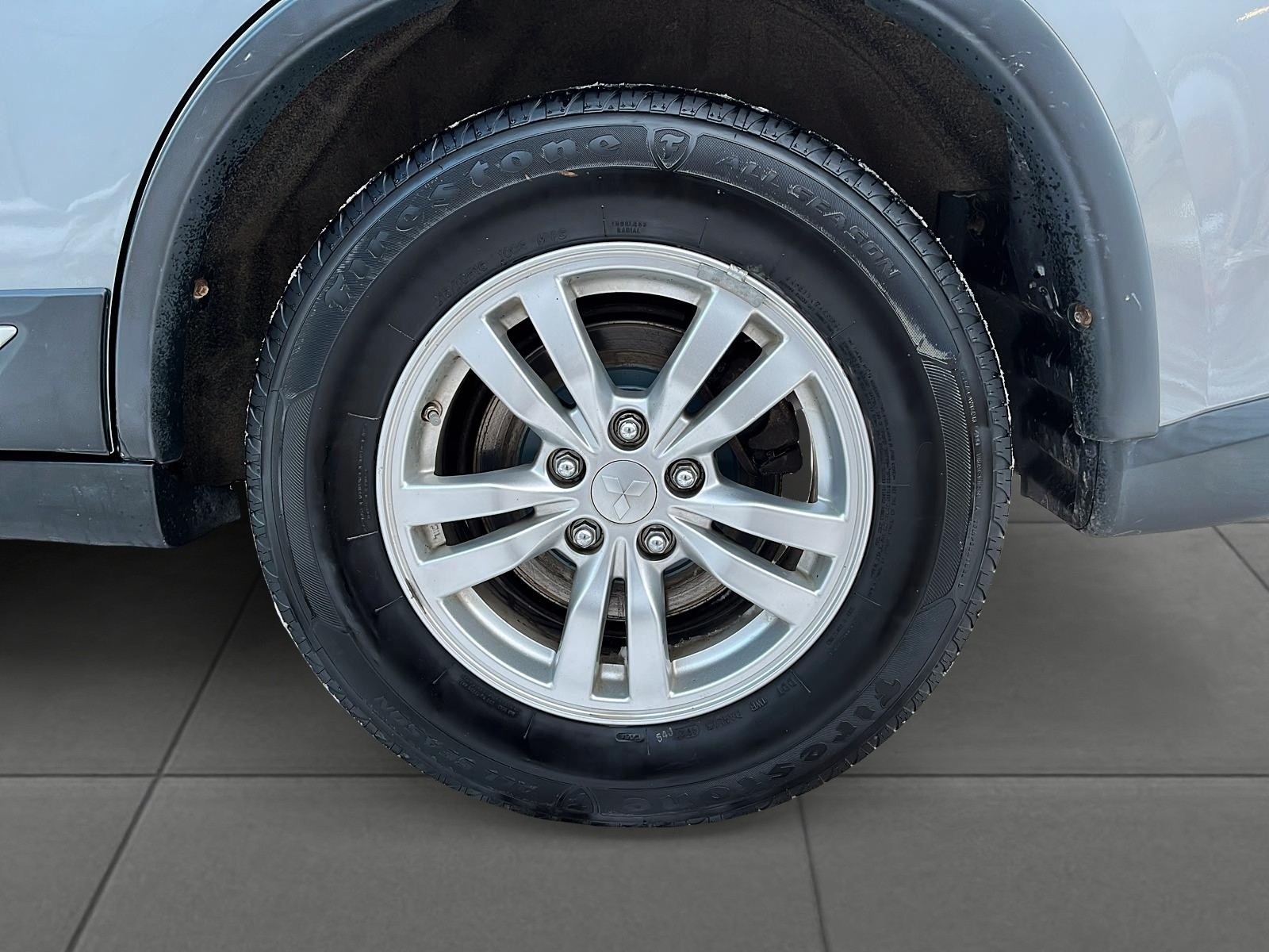 2017 Mitsubishi Outlander ES