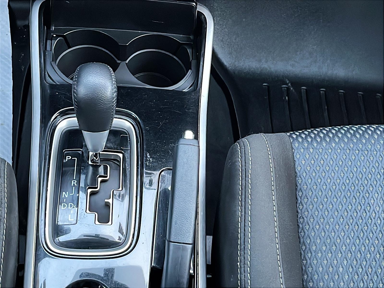 2017 Mitsubishi Outlander ES