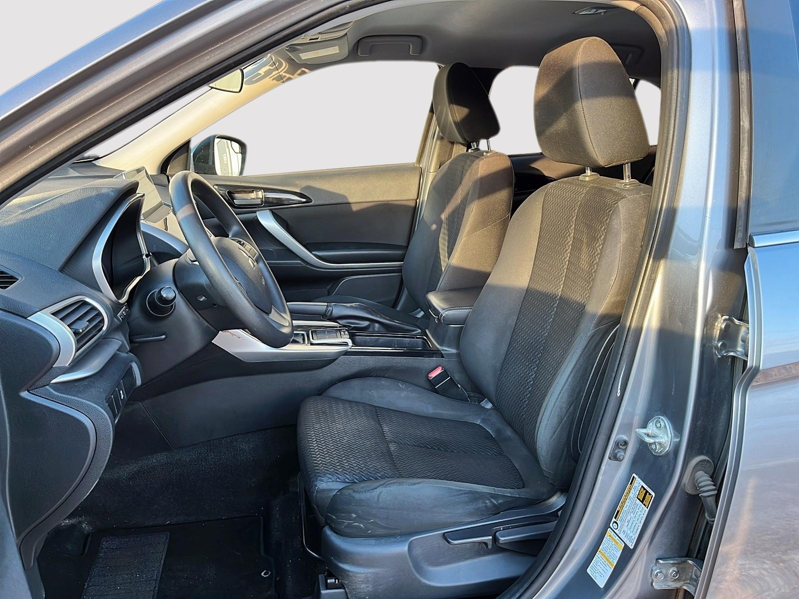 2020 Mitsubishi Eclipse Cross ES