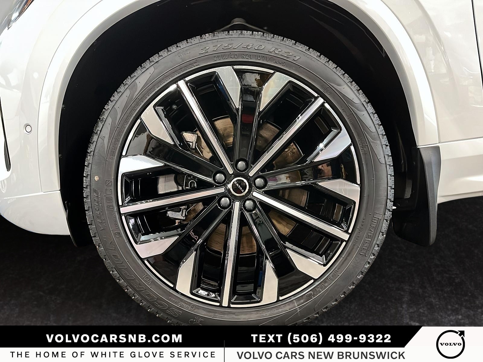 2026 Volvo XC90 Plug-In Hybrid T8 Plus Dark Theme