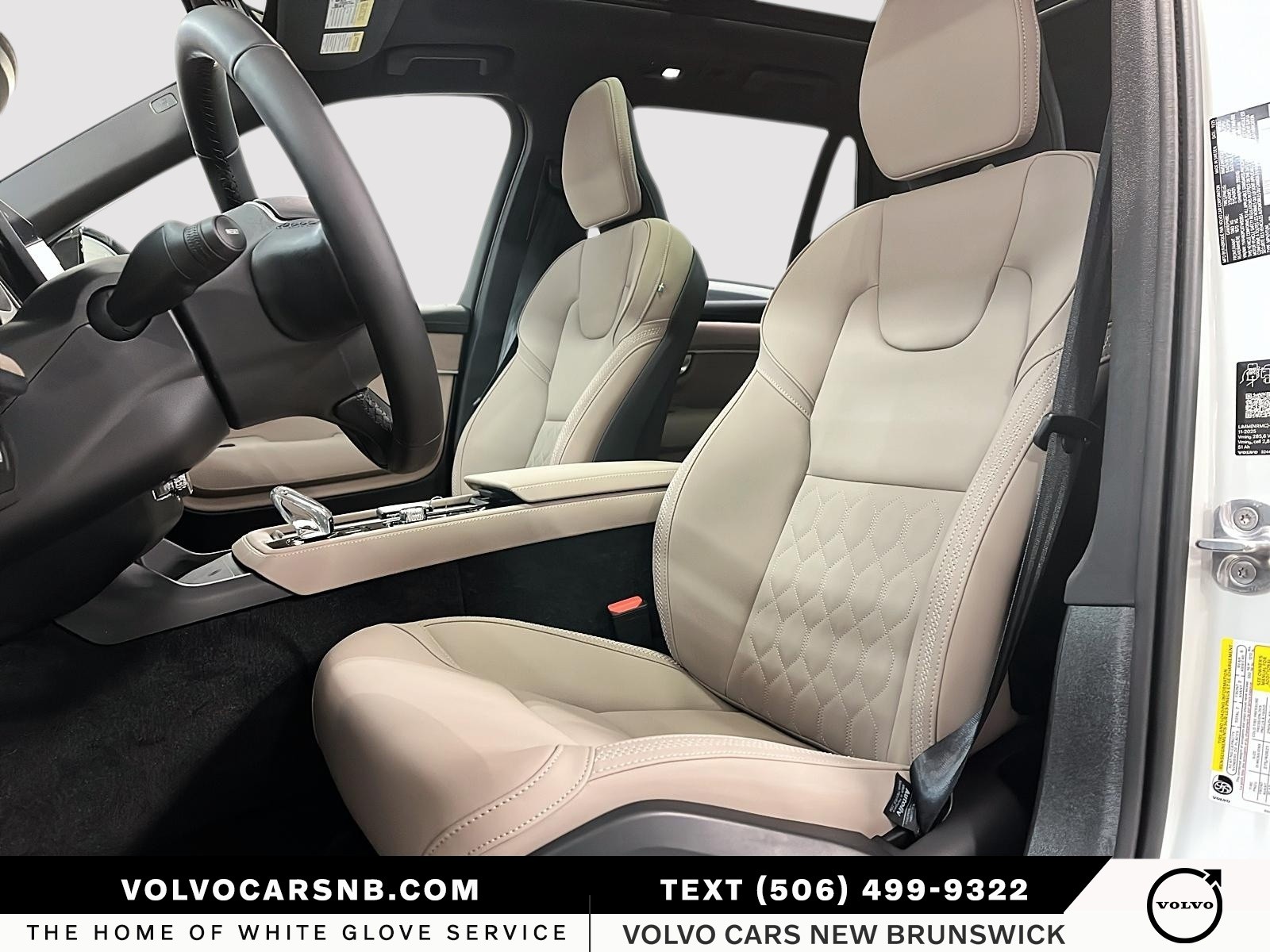 2026 Volvo XC90 Plug-In Hybrid T8 Plus Dark Theme