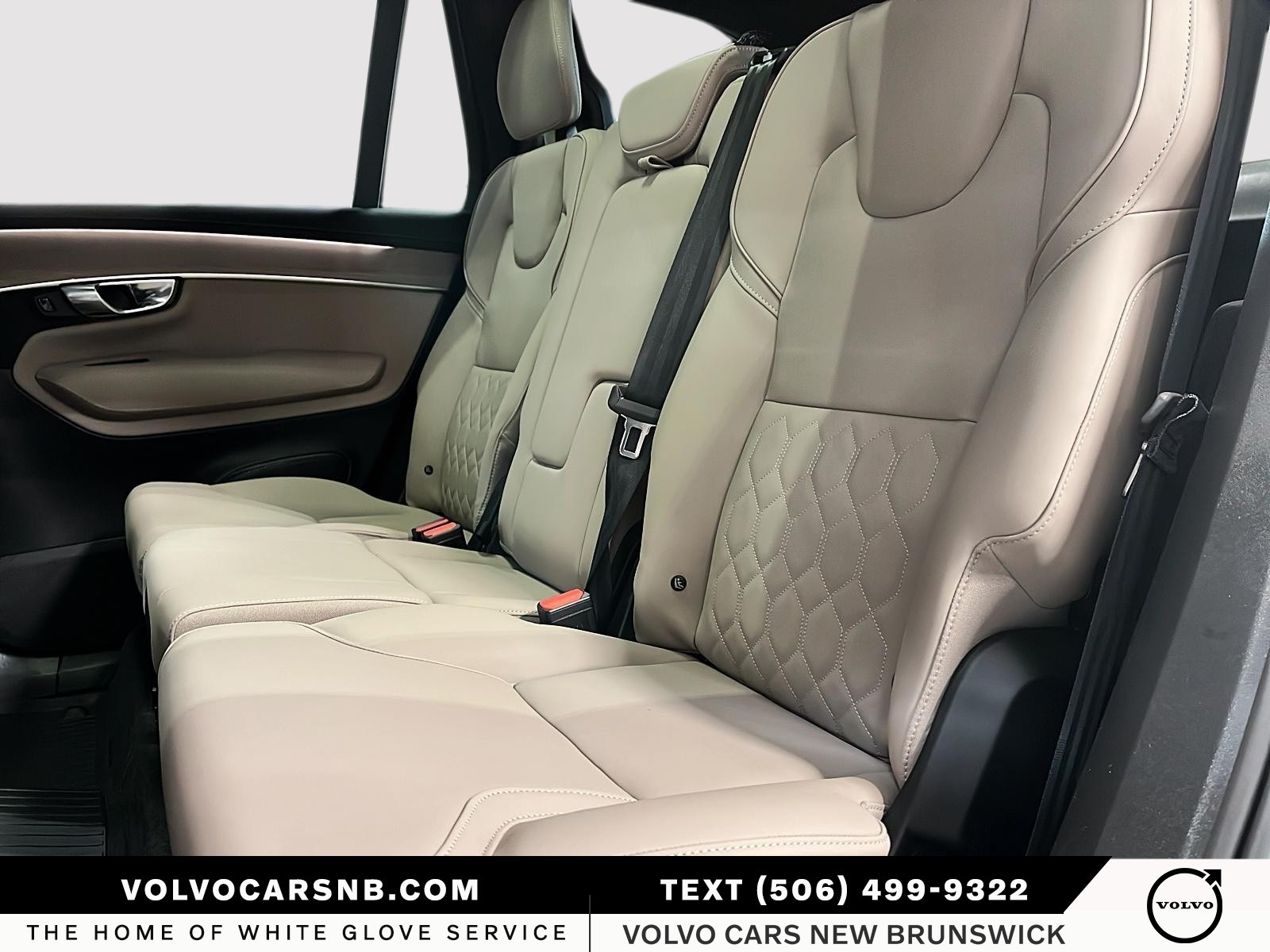 2026 Volvo XC90 Plug-In Hybrid T8 Plus Dark Theme