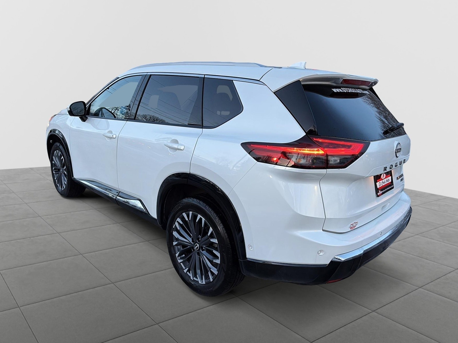 2024 Nissan Rogue Platinum