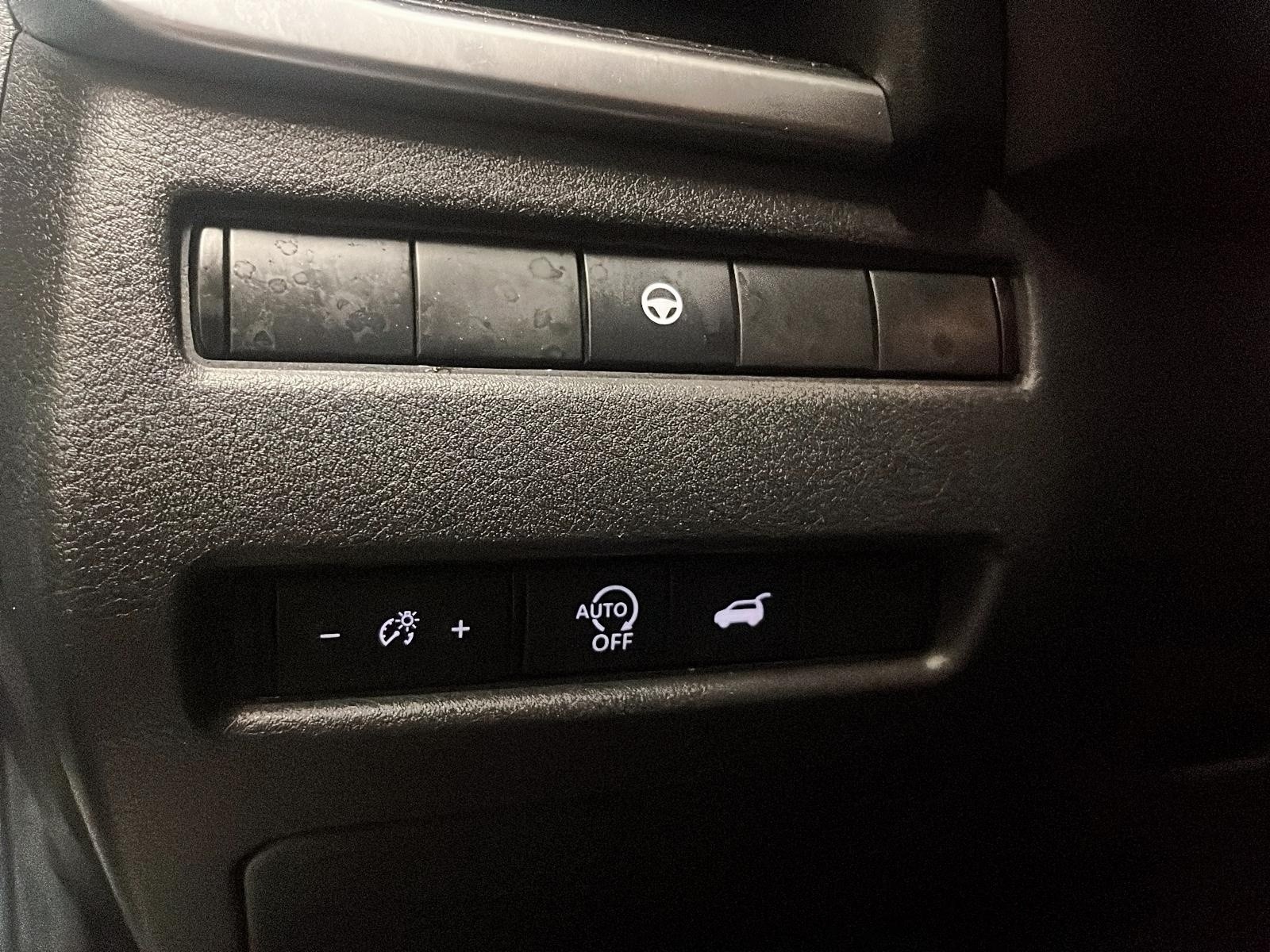 2024 Nissan Rogue SV Moonroof