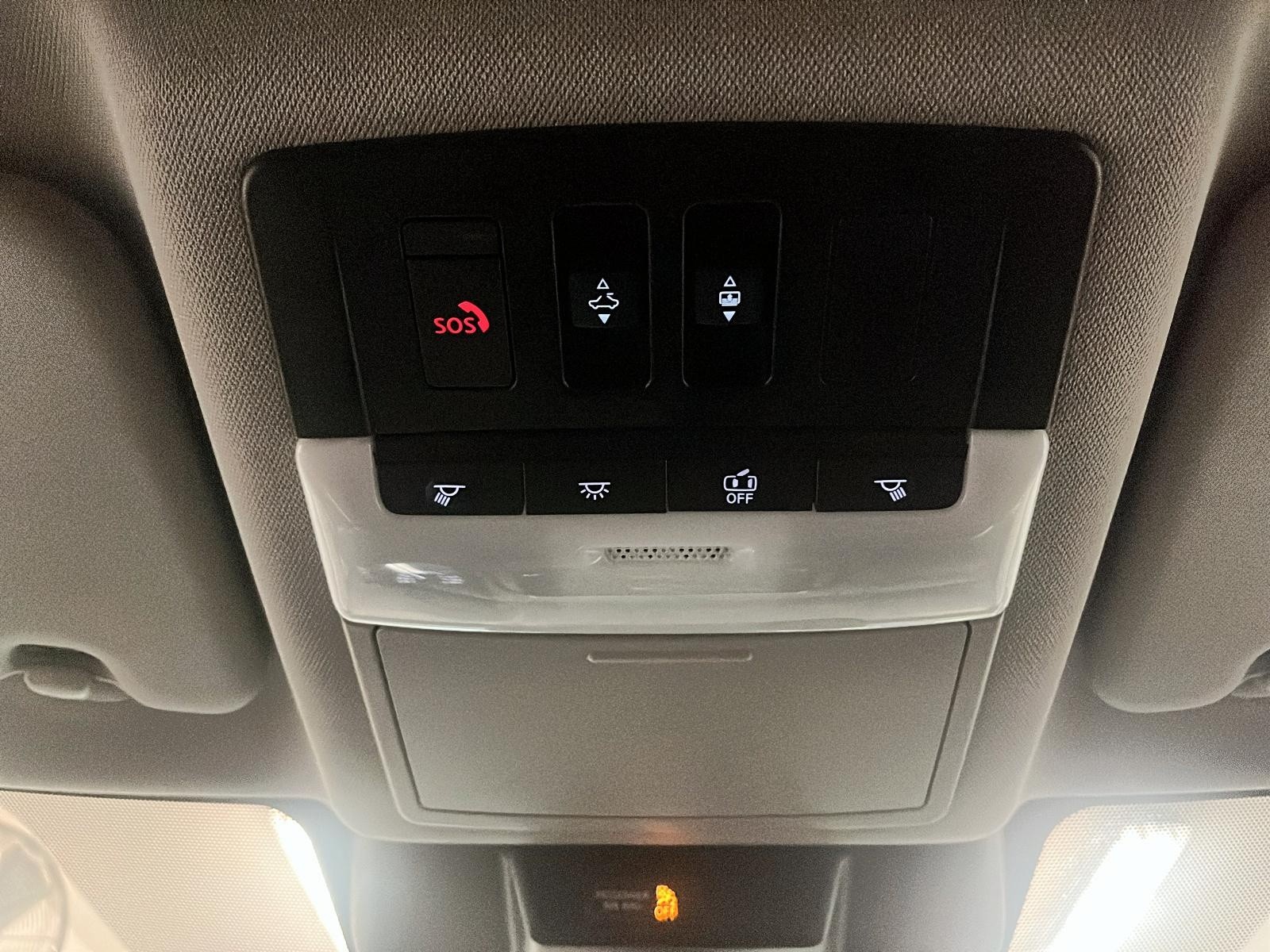 2024 Nissan Rogue SV Moonroof