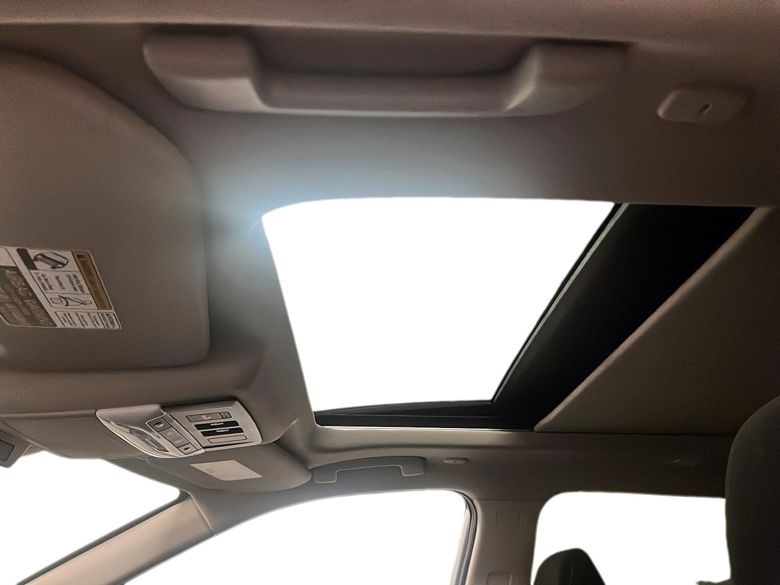 2024 Nissan Rogue SV Moonroof