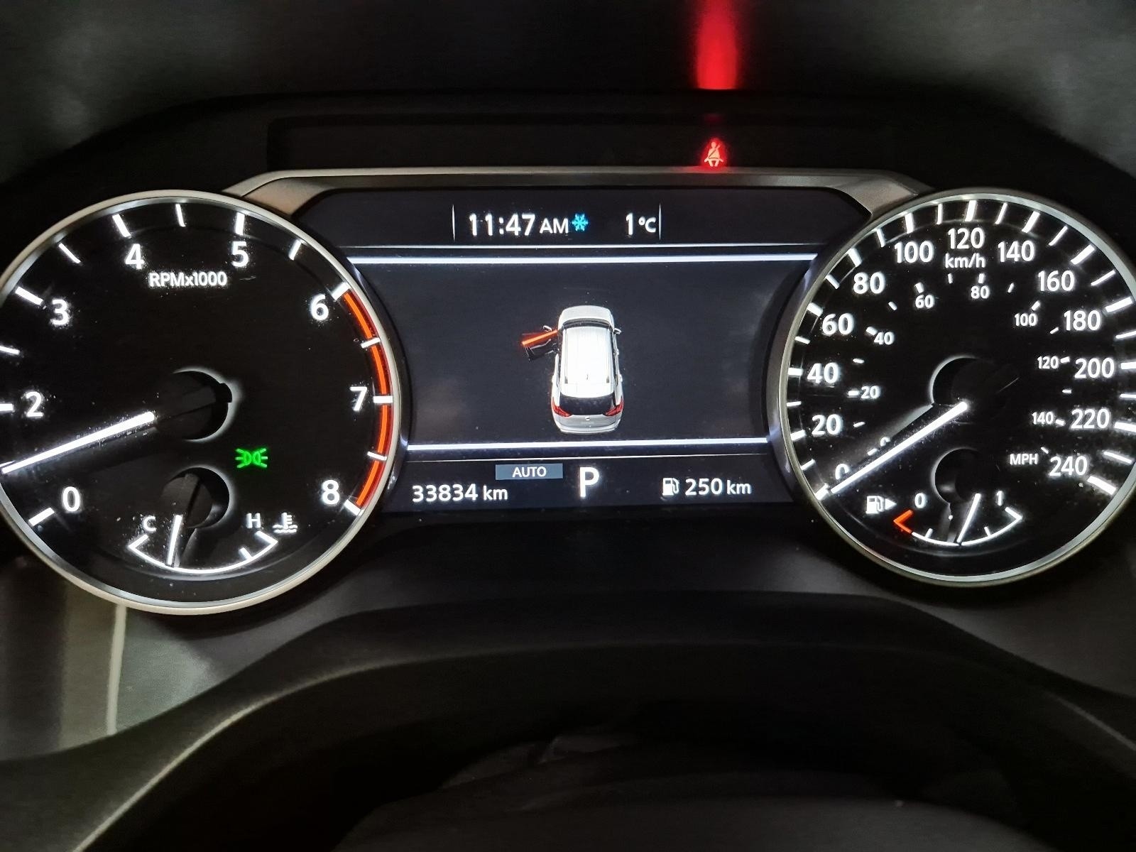 2025 Nissan Rogue SV Moonroof