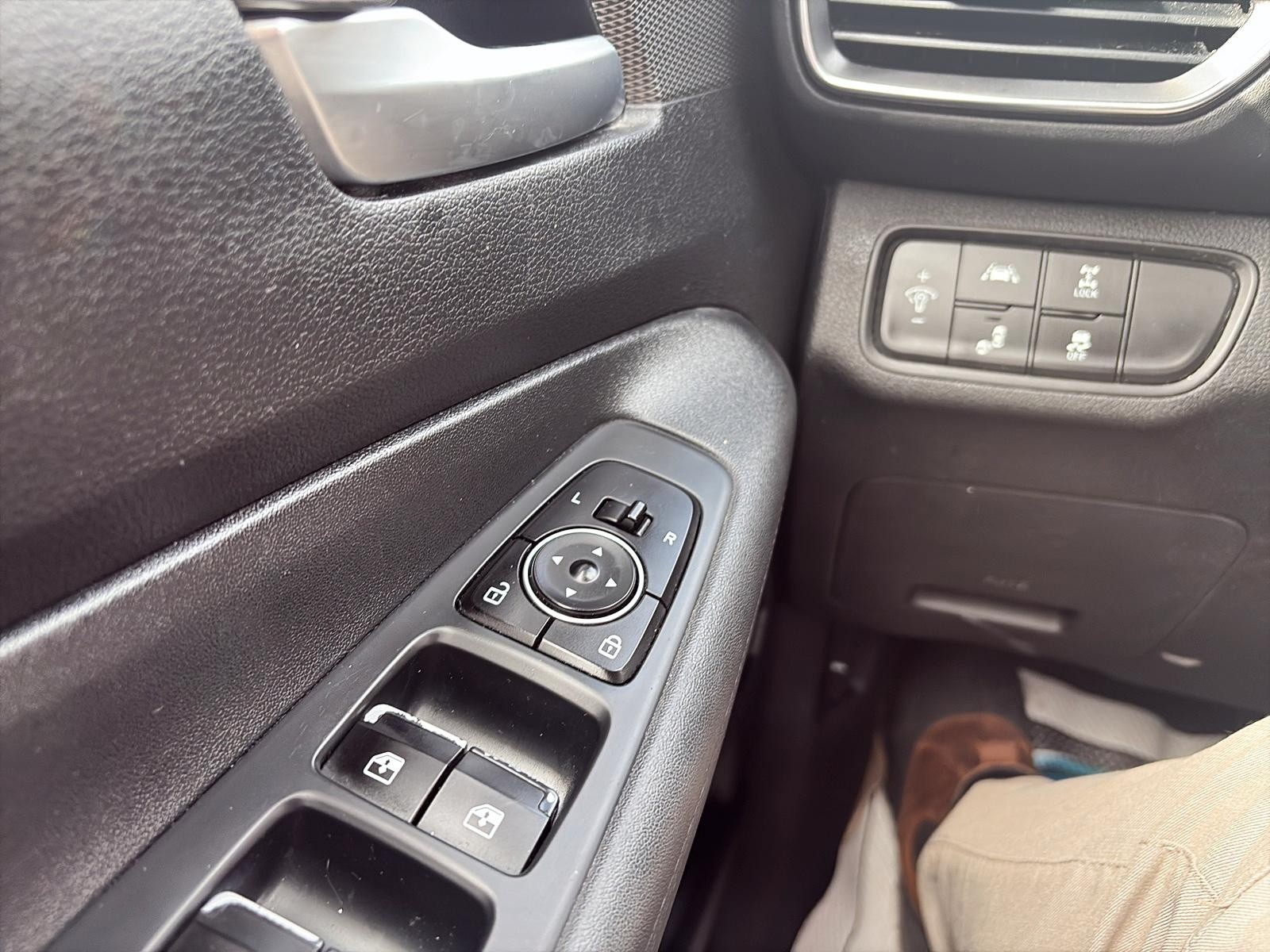 2020 Hyundai Santa Fe Preferred 2.4