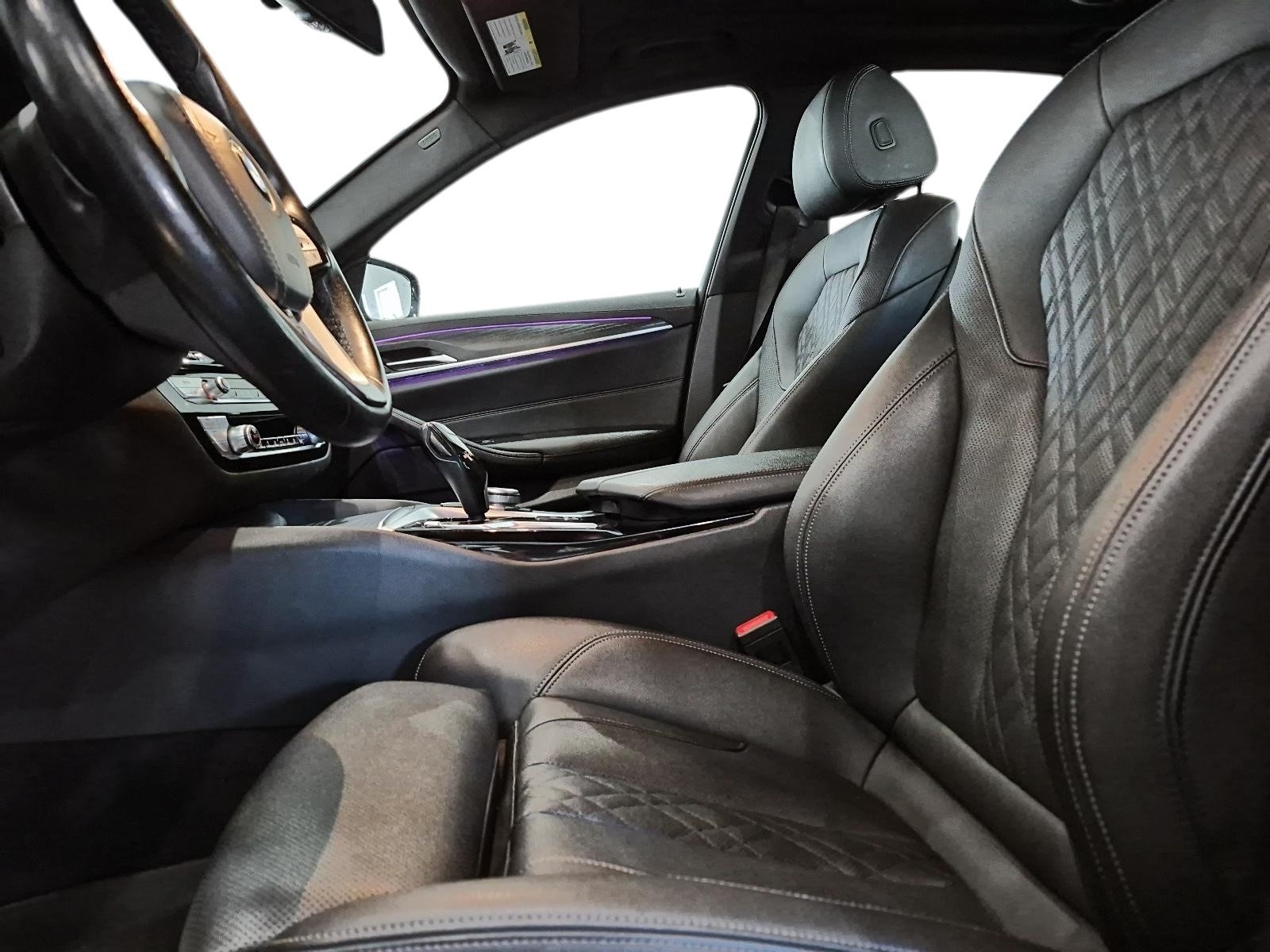 2023 BMW 530 i xDrive