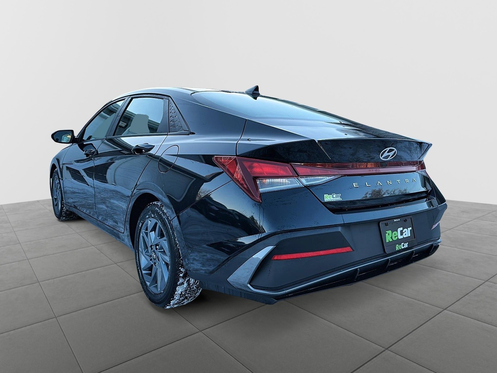 2024 Hyundai Elantra Preferred