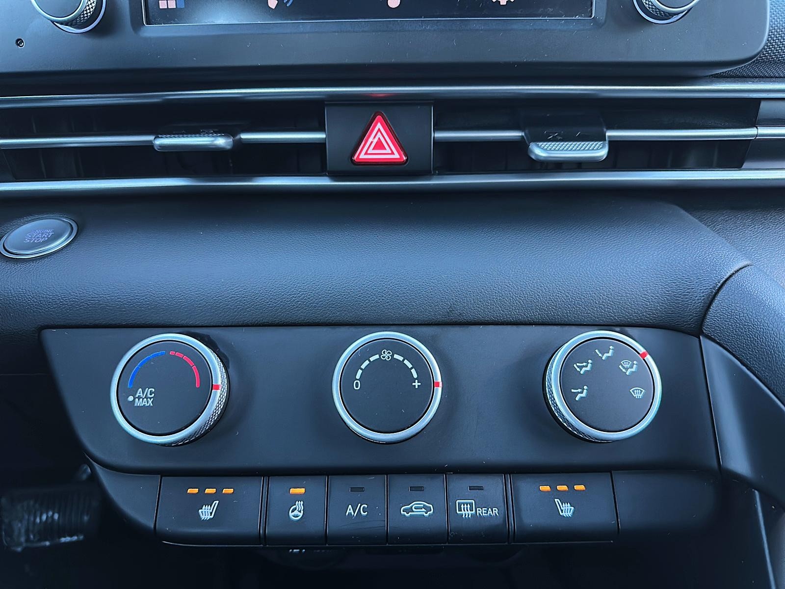 2024 Hyundai Elantra Preferred