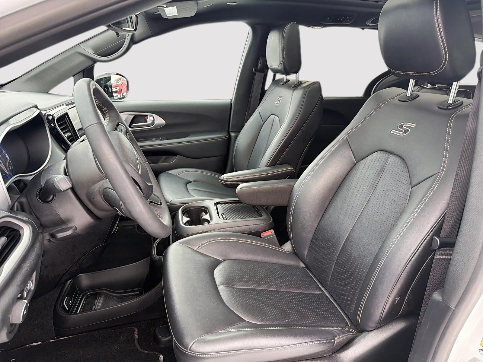 2024 Chrysler Pacifica Touring-L