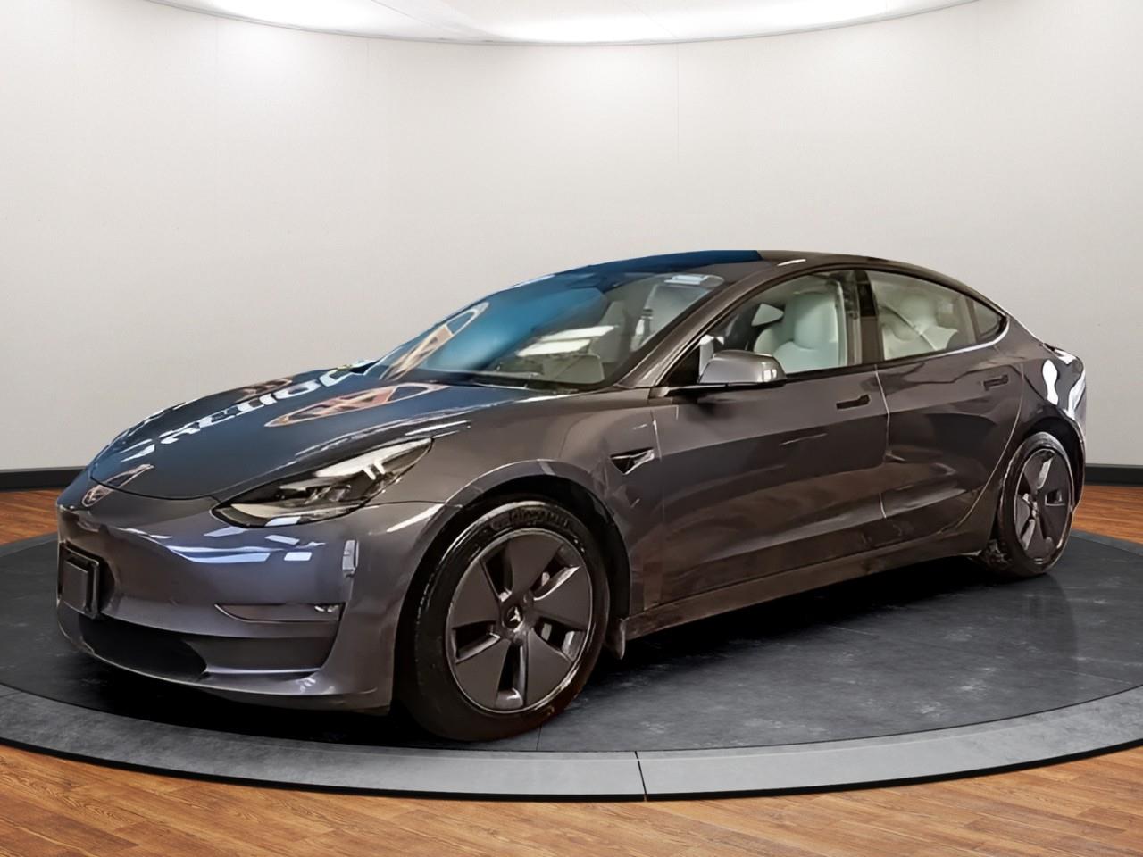 2022 Tesla Model 3 Long Range AWD