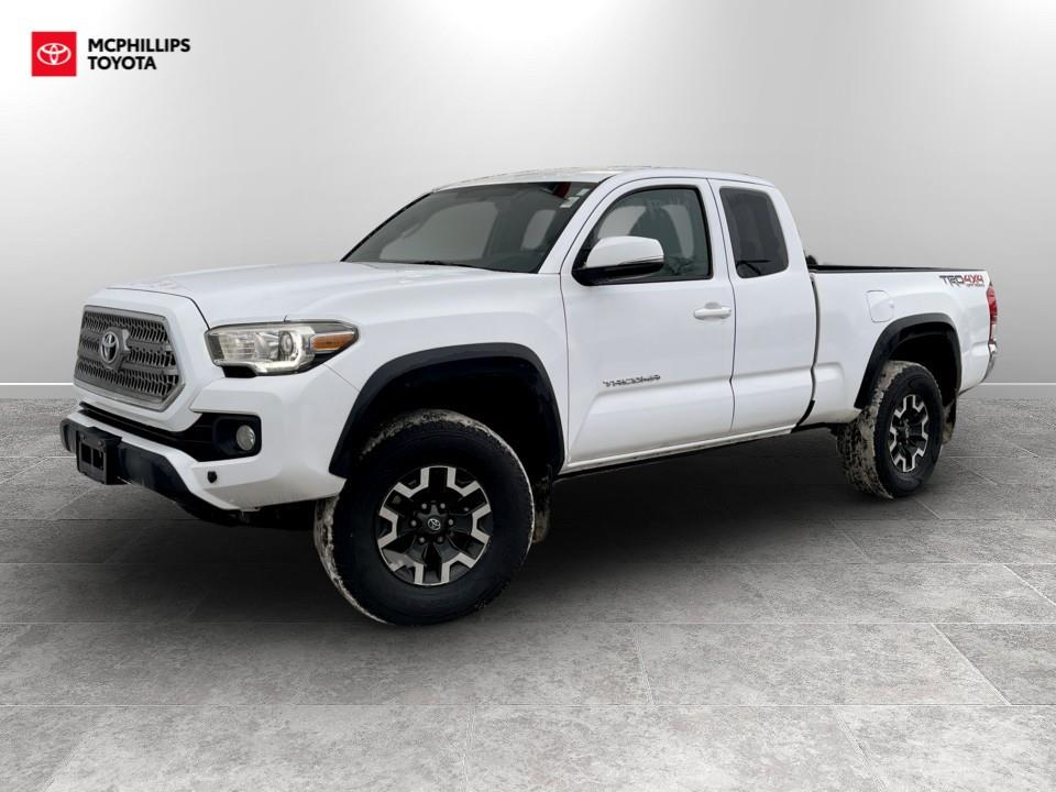 2017 Toyota Tacoma SR5 V6 Access Cab 4WD
