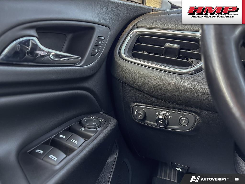 used 2020 Chevrolet Equinox car, priced at $21,284