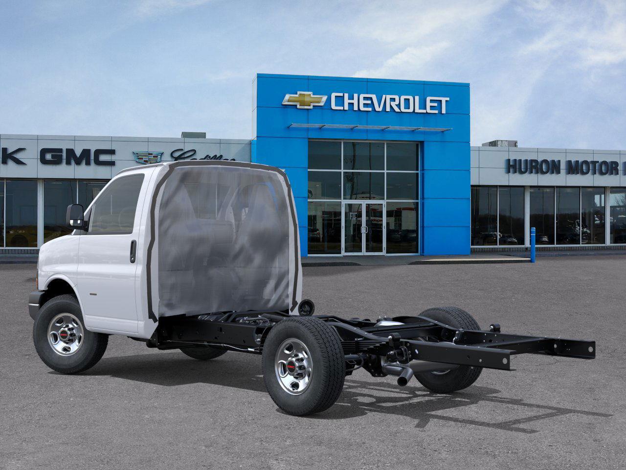 new 2025 GMC Savana Cutaway car, priced at $52,213