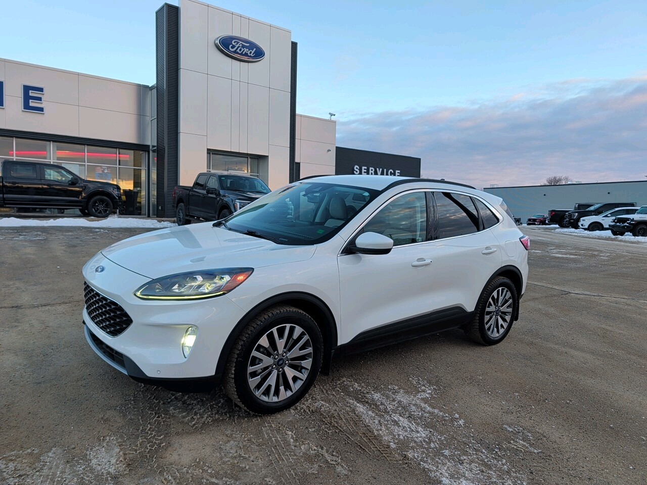 2022 Ford Escape Hybrid Titanium AWD
