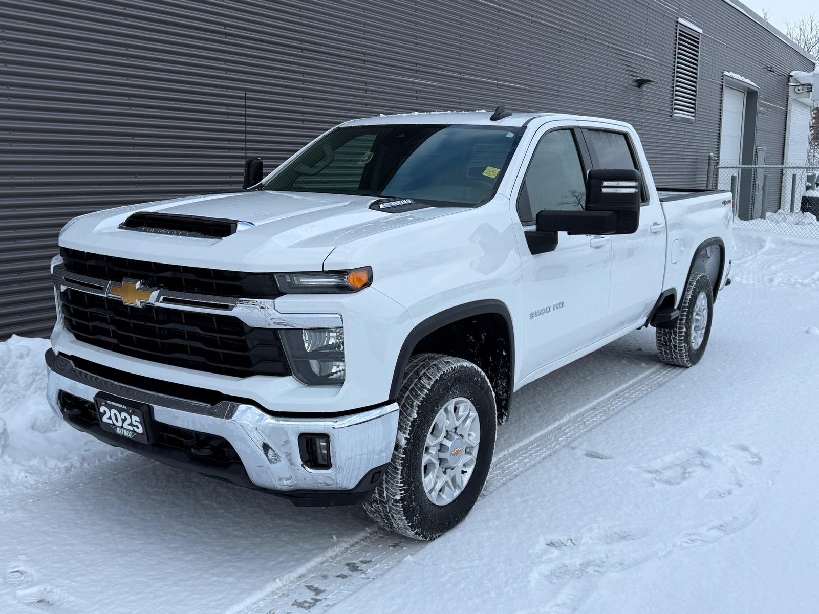 2025 Chevrolet Silverado 3500HD LT Crew Cab 4WD