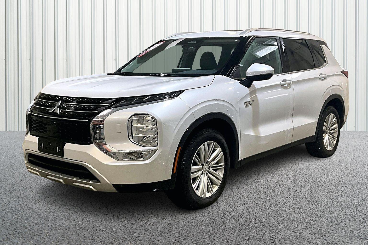 2024 Mitsubishi Outlander Hybrid Plug-in LE S-AWC