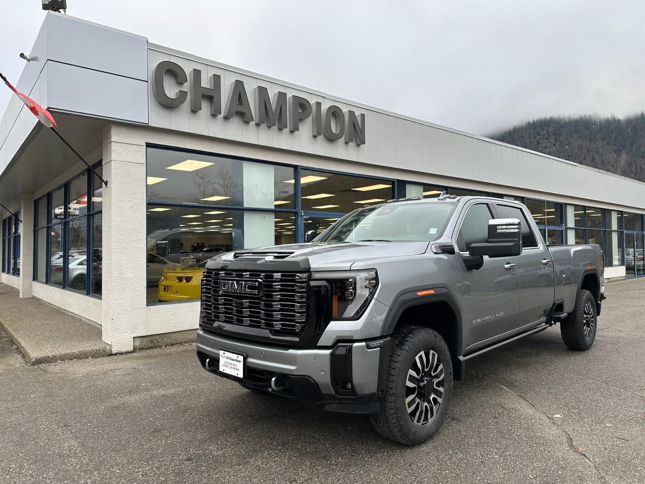 2026 GMC Sierra 3500HD Denali Ultimate Crew Cab 4WD