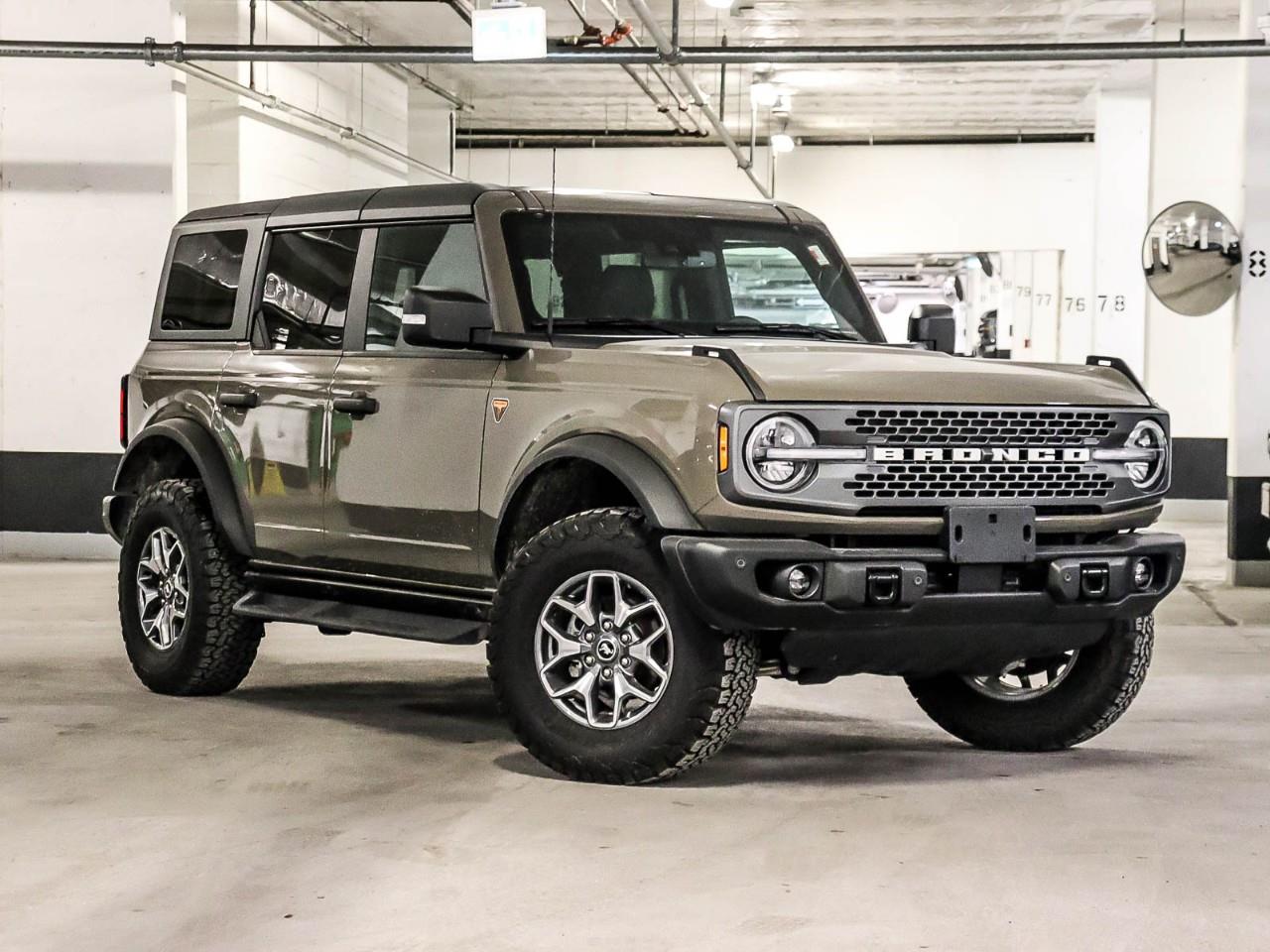 Ford Bronco Badlands 4-Door 4WD 2025