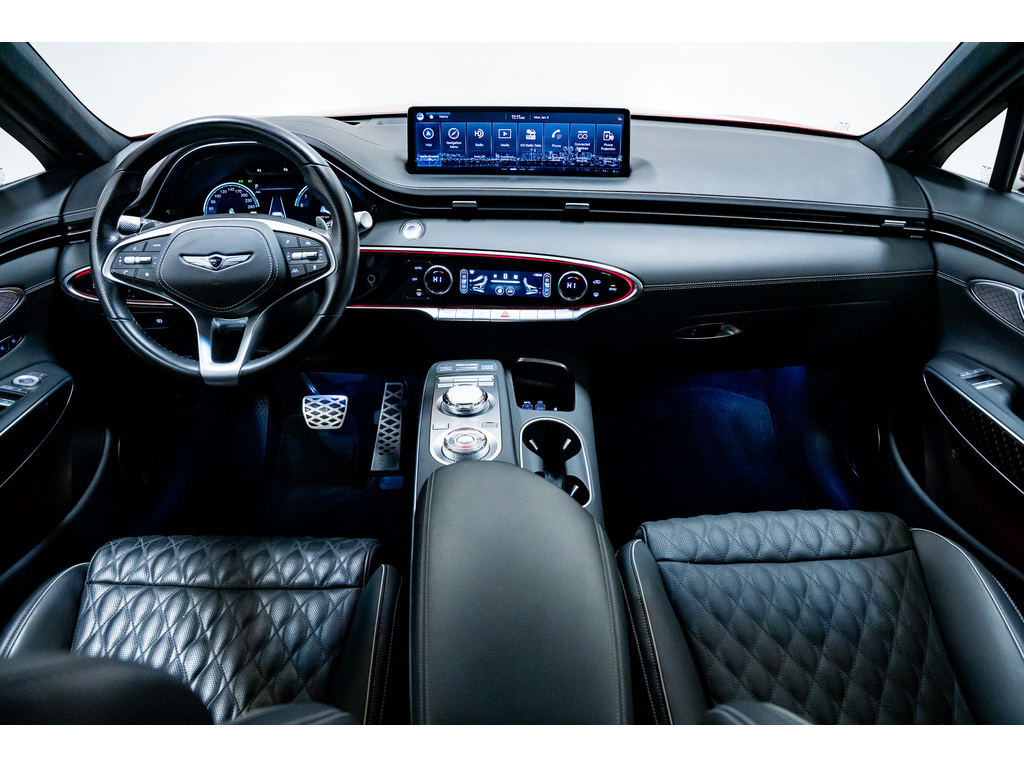 2025 Genesis GV70