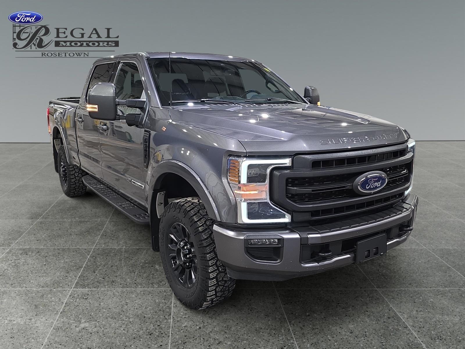 2022 Ford F-350 Super Duty Lariat Crew Cab 4WD